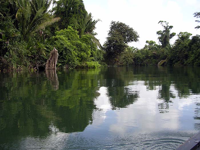 BZ0304AB011_kayak_rio_grande.jpg [&copy; Last Frontiers Ltd]