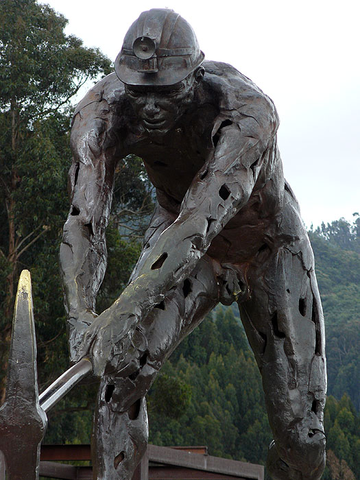 CO0907EP012_salt_cathedral.jpg [&copy; Last Frontiers Ltd]