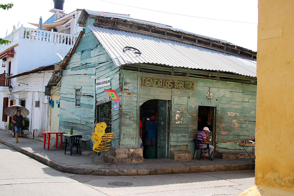 CO1118LD371_getsemani-cartagena.jpg [&copy; Last Frontiers Ltd]