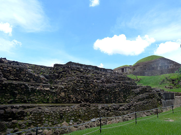 SV0913SM0204_tazumal-archaeology-site.jpg [&copy; Last Frontiers Ltd]