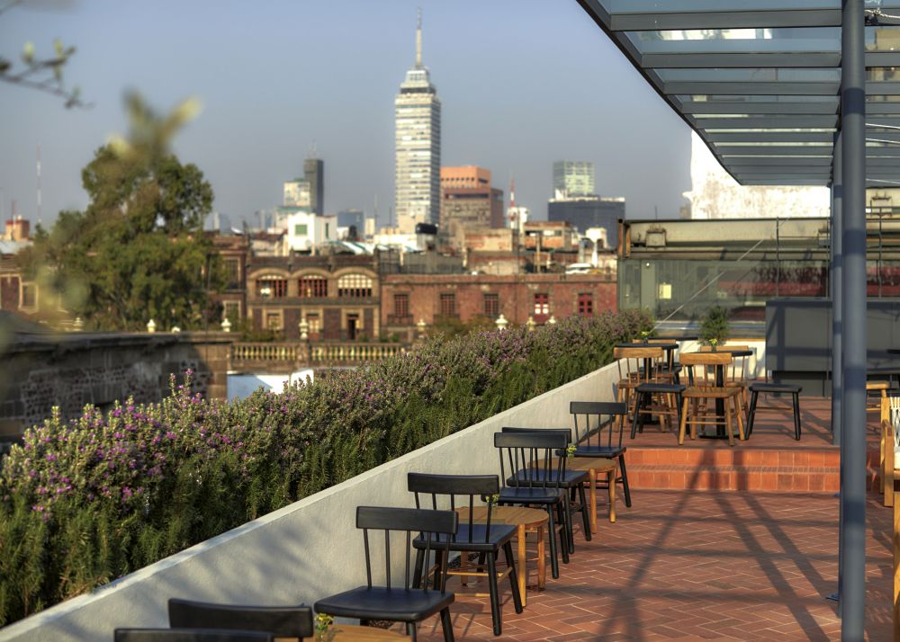 MX2004CM005_circulo-mexicano-rooftop.jpg [&copy; Last Frontiers Ltd]
